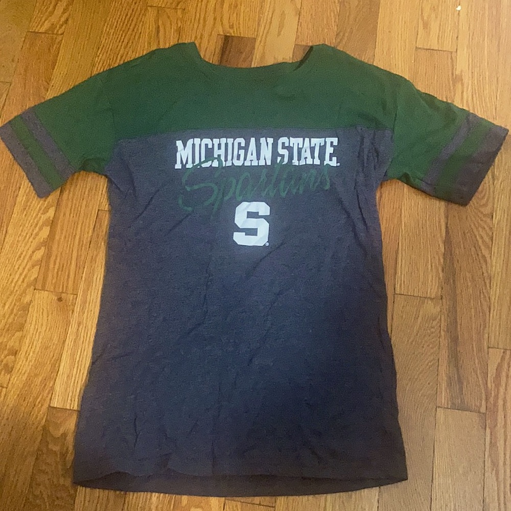 Michigan State T shirt